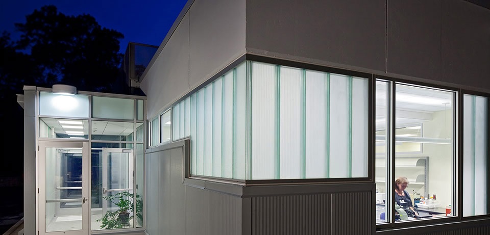 fachada-vidro-channel-glass-vidro-formato-u-pilkington-profilit-06